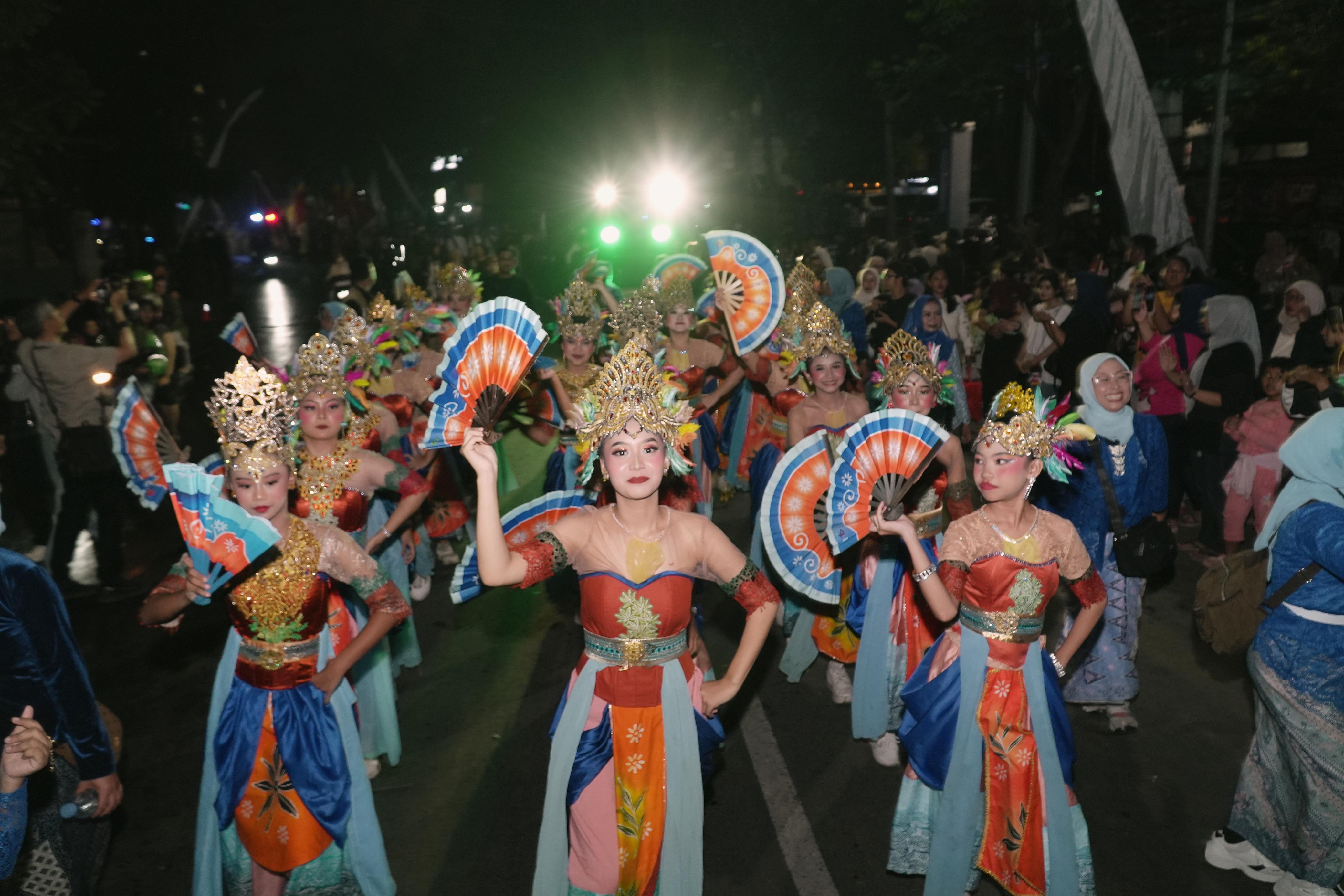 kota-cimahi-turut-semarakkan-kirab-budaya-milangkala-tatar-sunda-2026