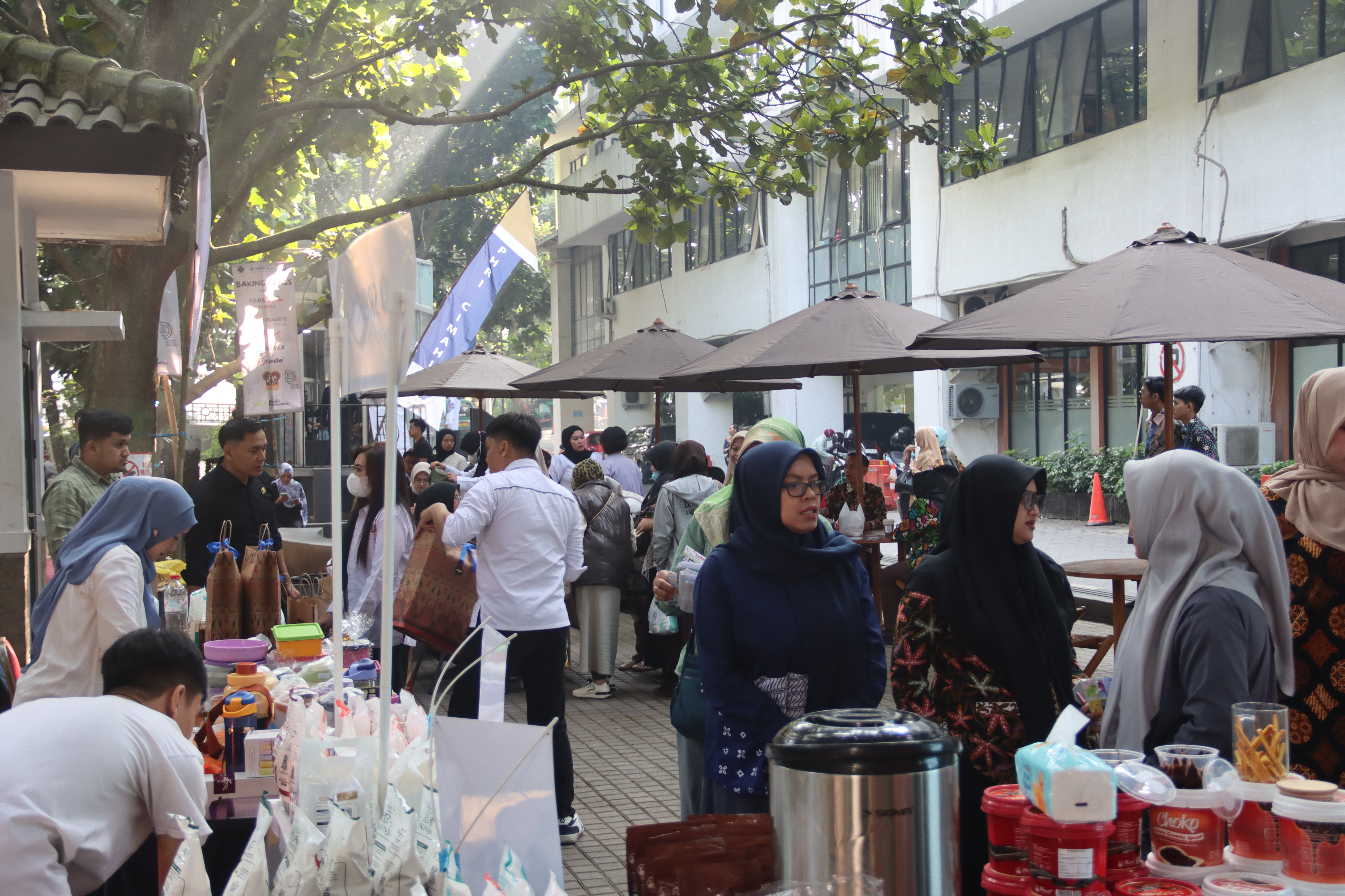 cimahi-fun-baking-class-meriahkan-hari-jadi-ke-25-kota-cimahi