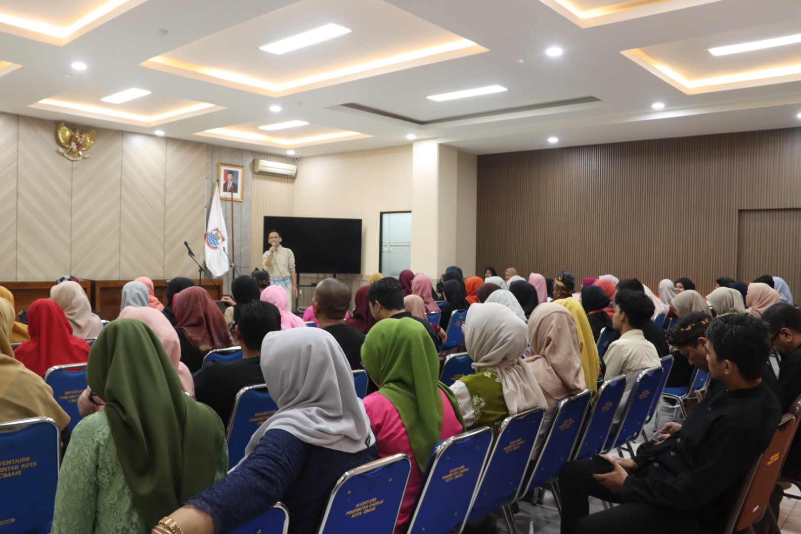 pemkot-cimahi-hadirkan-“morning-comedy”-dalam-peringatan-hari-pendidikan-nasional-2026