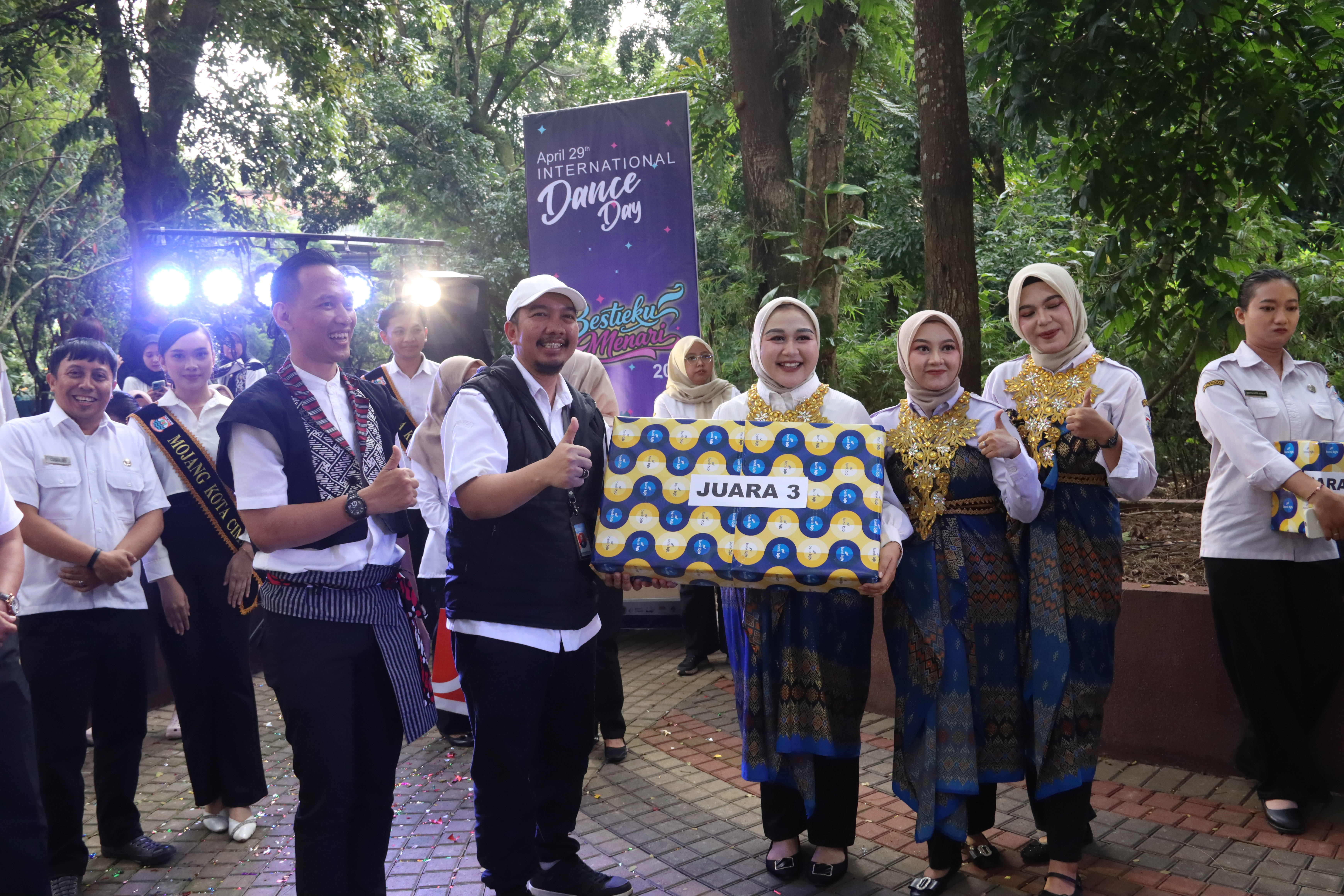disbudparpora-kota-cimahi-semarakkan-hari-tari-internasional-2026-melalui-“bestieku-menari”