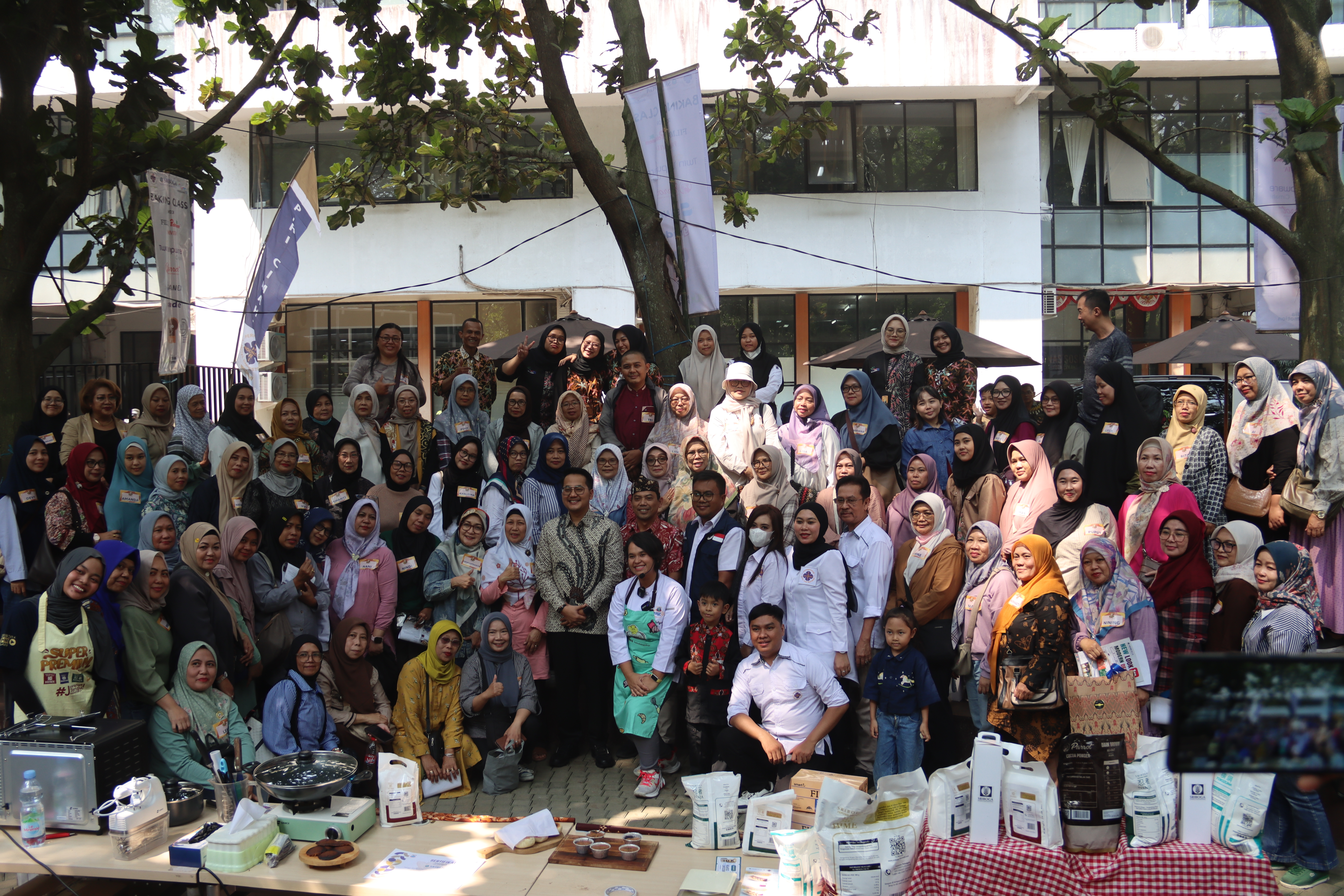 cimahi-fun-baking-class-meriahkan-hari-jadi-ke-25-kota-cimahi